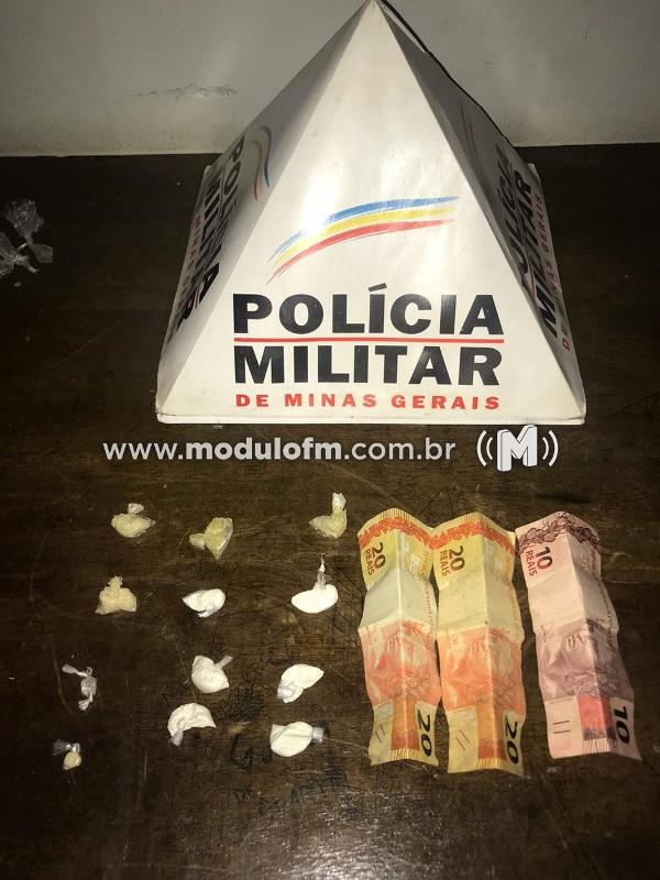 Dois menores são apreendidos com drogas no bairro Enéas