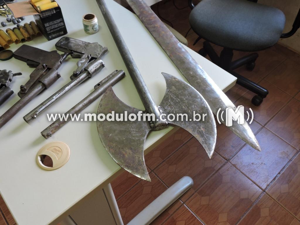 Imagem 4 do post Dois homens são presos e vasto material apreendido em fazenda de Monte Carmelo