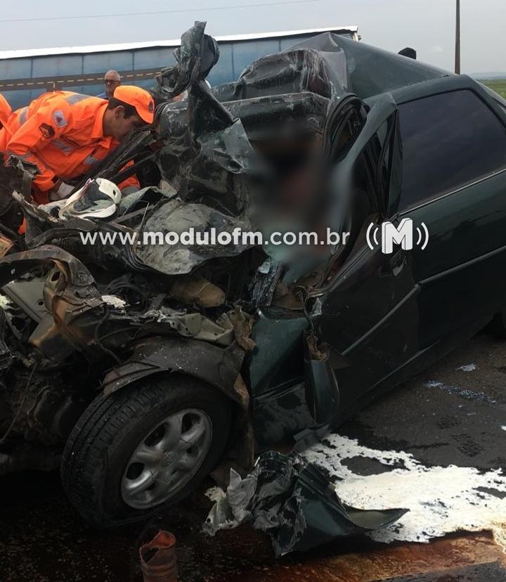Imagem 9 do post Homem morre em grave acidente na BR-365 em Patrocínio