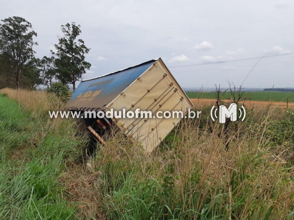 Imagem 4 do post Homem morre em grave acidente na BR-365 em Patrocínio