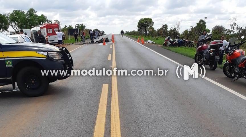 Imagem 6 do post Motociclista morre após colisão com caminhão e moto pega fogo na BR-365