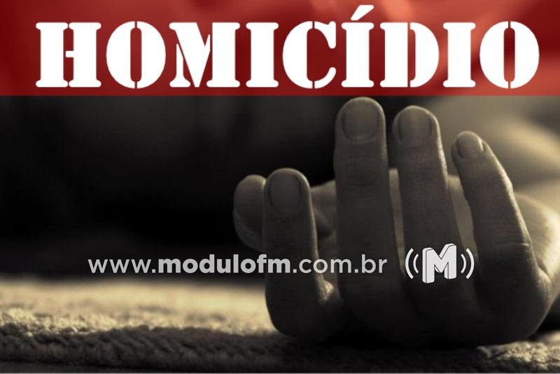 Adolescente mata homem dentro de boate e deixa outras duas pessoas feridas