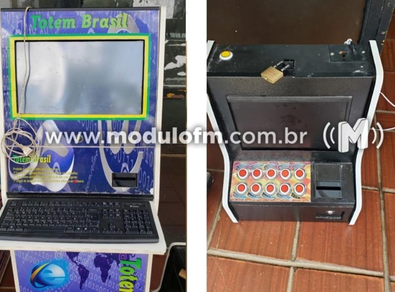 Comerciante é preso com máquinas de caça-níquel