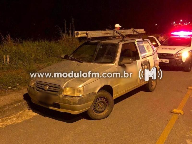 Homem que estava em liberdade condicional é preso por furtar veículo