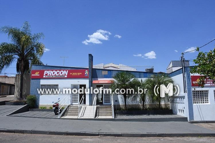 Após reclamação de clientes, PROCON quer proibir atuação indevida de fiscais em supermercados