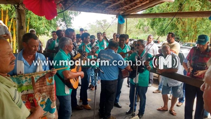 Encontro de Folias é realizado na Gruta de Santos Reis