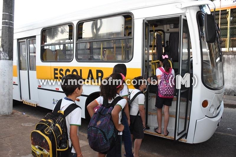 Ônibus do transporte escolar passam por vistoria e terão...