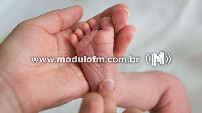 Teste do pezinho ampliado depende de regulamentação do Ministério da Saúde