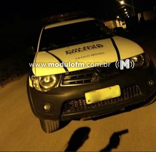 Após troca de tiros com a PM, criminosos que assaltaram posto de combustível são presos