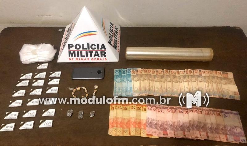 Após denúncia, mulher é presa suspeita de tráfico de drogas