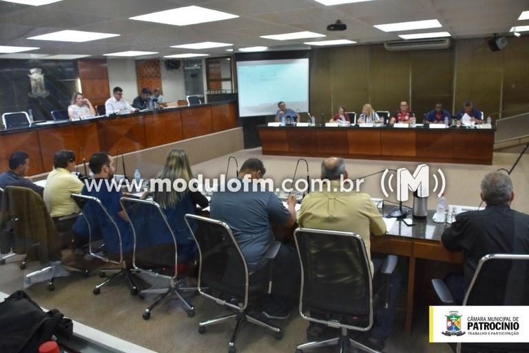 Câmara aprova projeto que proíbe fiscalização de compras em supermercados