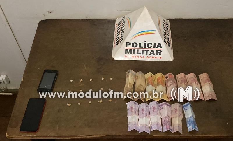 Três pessoas são presas suspeitas de traficar drogas no bairro São Antônio