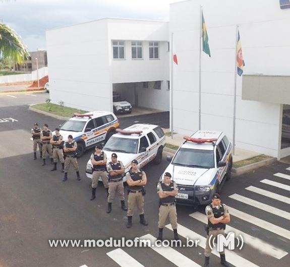 Em resposta rápida a Polícia Militar prende 4 suspeitos de praticar assalto em bar