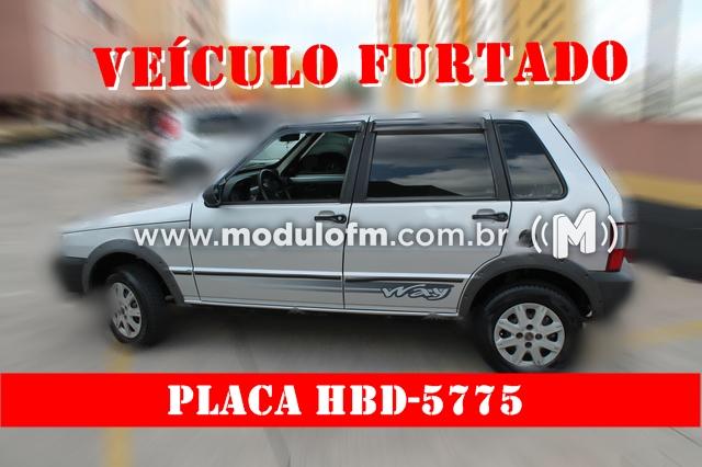Idoso deixa carro ligado e veículo é furtado