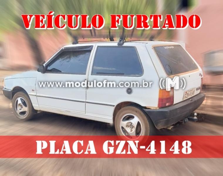 Veículo é furtado em Coromandel