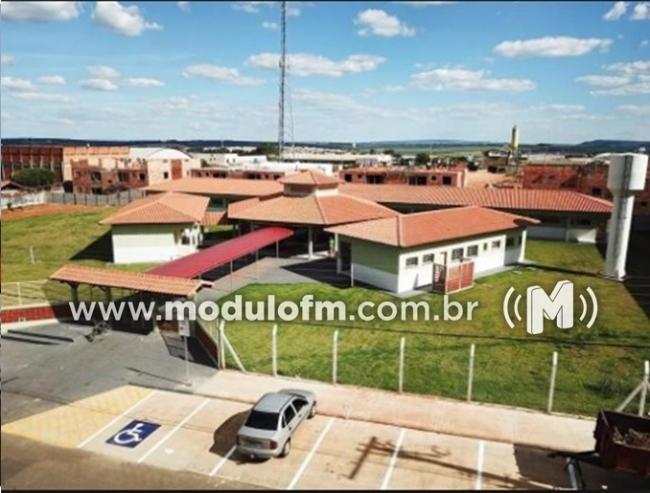 Ladrão é preso em flagrante após arrombar e furtar Escola Municipal