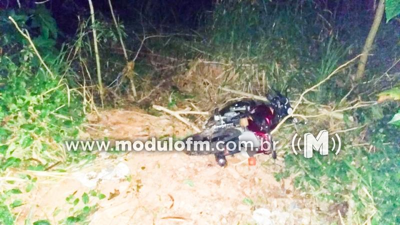 PM age rápido e recupera moto furtada em Patrocínio