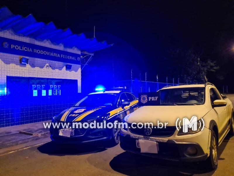 PRF apreende veículo clonado na BR-365