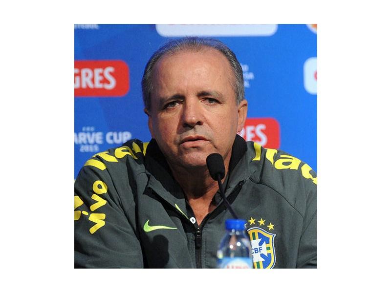 Vadão, ex-técnico da seleção feminina, morre vítima de câncer