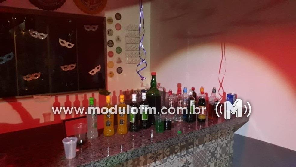 Responsáveis por festa em residência que oferecia bebida para menor de idade são presos