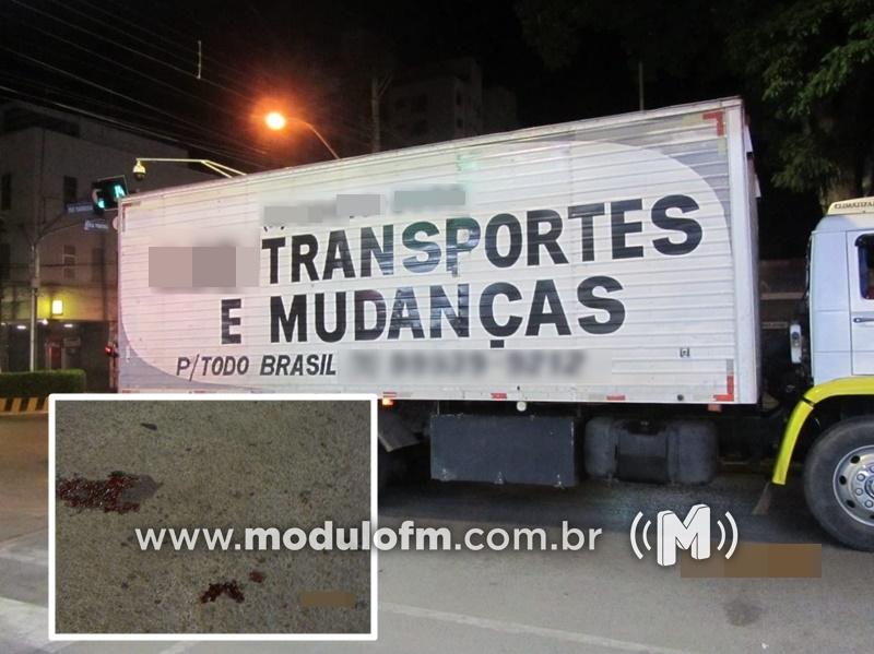 GPS orienta caminhoneiro a convergir em cruzamento proibido e...