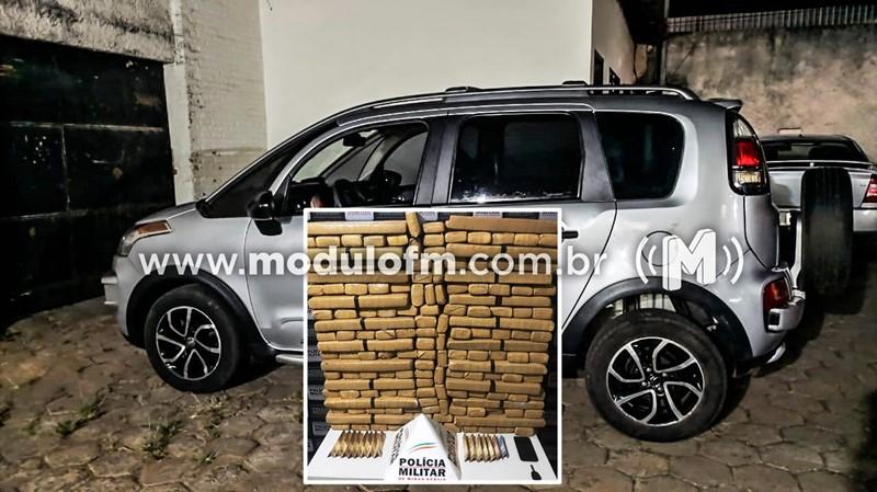 PM intercepta veículo com cerca de 200 kg de...