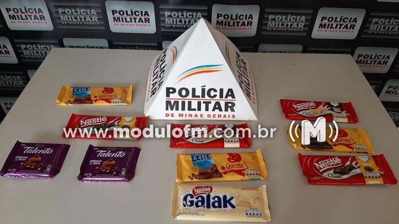 Homem é preso após furtar chocolates em supermercado