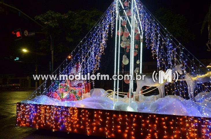 Carreata do Papai Noel passa hoje (18) nos bairros Marciano Brandão e Santo Antônio