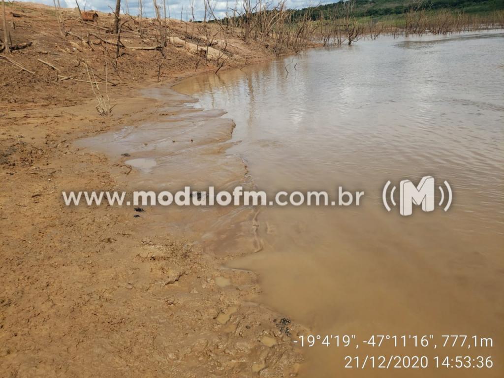 Imagem 3 do post Polícia Ambiental analisa causas da morte de grande quantidade de peixes na represa de Nova Ponte