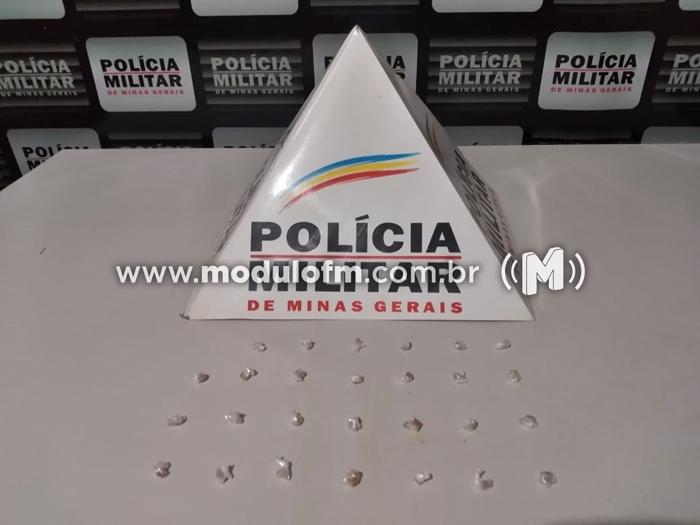 Homem de 45 anos é preso no Santo Antônio por tráfico de drogas