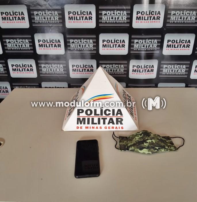 PM em rápida ação prende autor de roubo e recupera telefone celular