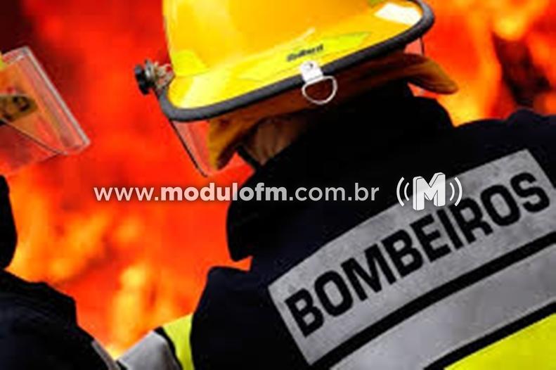 Botijão pega fogo e assusta funcionários de lanchonete em Patrocínio