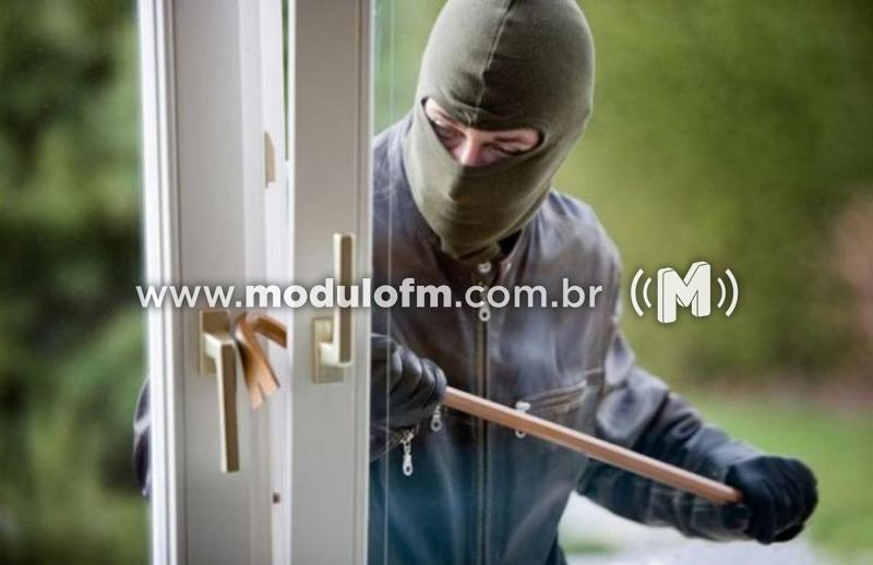Residências são arrombadas e furtadas em Patrocínio