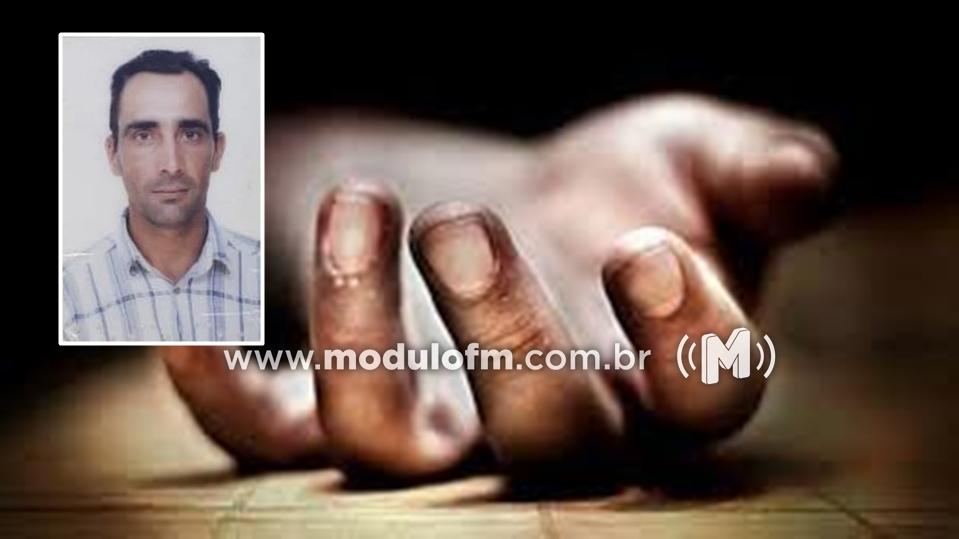 Homem é encontrado morto e tem parte do corpo comido por cachorros