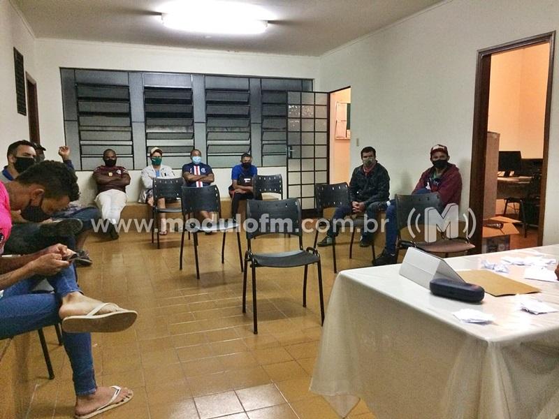 Após reunião com dirigentes, segunda divisão do amador terá início em junho