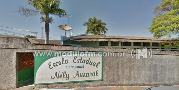 Escola Estadual Nely Amaral oferece vaga para Professor de Educação Básica