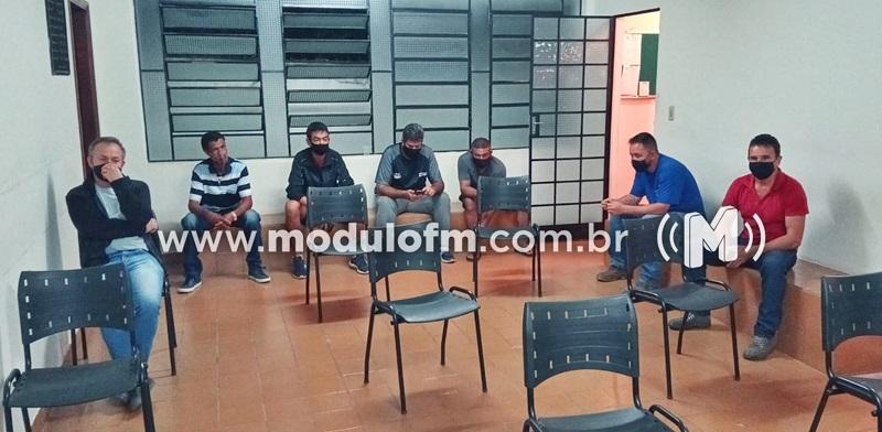 Por maioria de votos, amador da primeira divisão não iniciará nos próximos dias