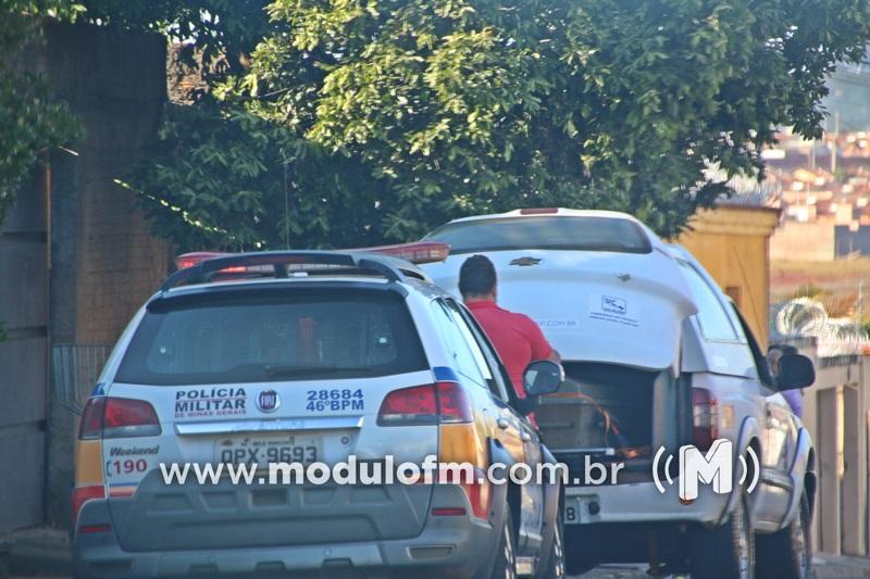 Bebê de 11 dias é encontrado morto e Polícia...