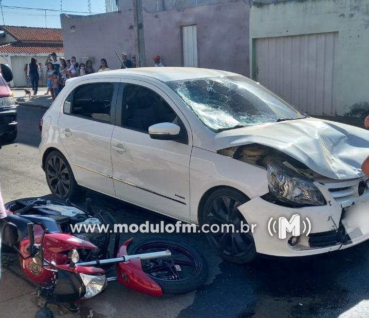 Motociclista fica gravemente ferido após colisão com veículo no bairro Nações