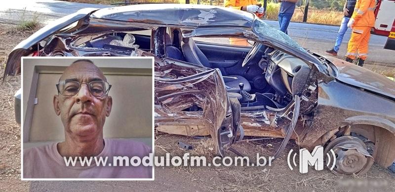 Homem morre após ser arremessado para fora do veículo...