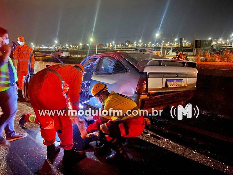 Veja o vídeo: Quatro pessoas morrem em acidente na BR-365