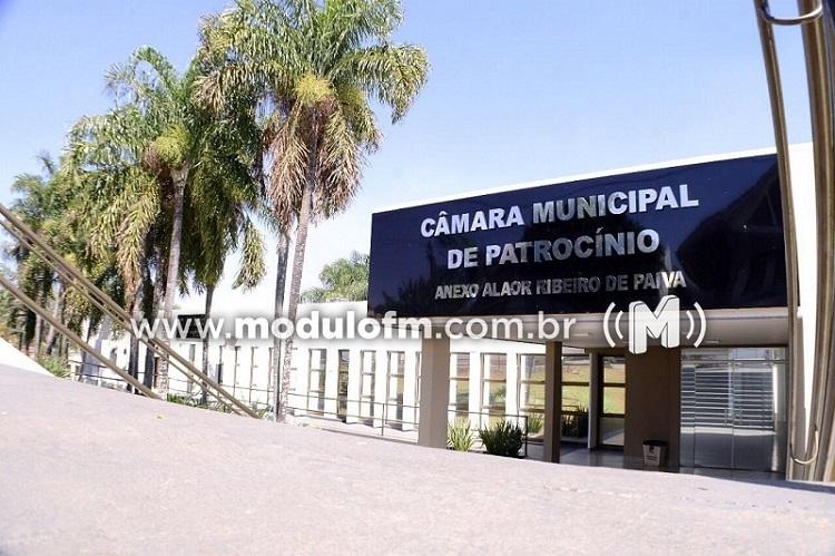 Vereadores aprovam em regime de urgência projeto de lei que autoriza o executivo a vender imóveis do município.