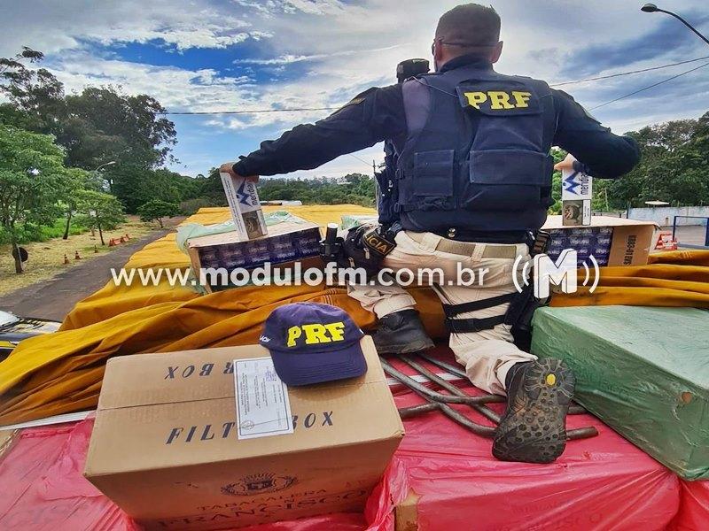 Cigarros contrabandeados avaliados em quase R$ 2 milhões são apreendidos e homem é preso na BR-365