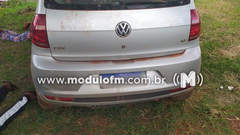 Duas mulheres e um homem são presos por golpe