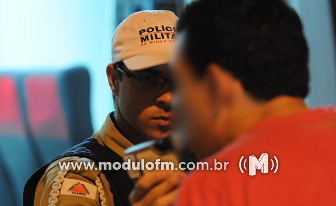 Homem é preso por dirigir embriagado na MG-230