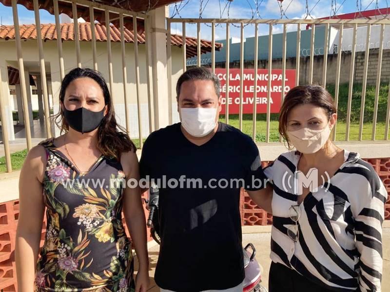 Deputado Rafael Martins visitou escolas que receberam através dele recurso de R$ 100 mil