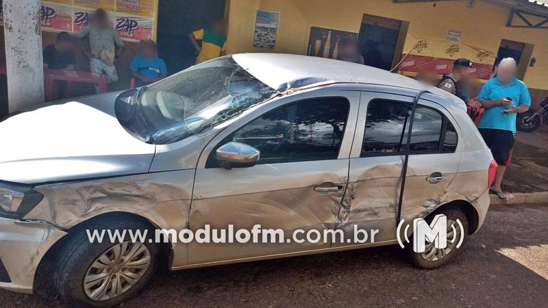 Imagem 2 do post Homem bêbado furta retroescavadeira, bate em veículos e acaba preso em Brejo Bonito