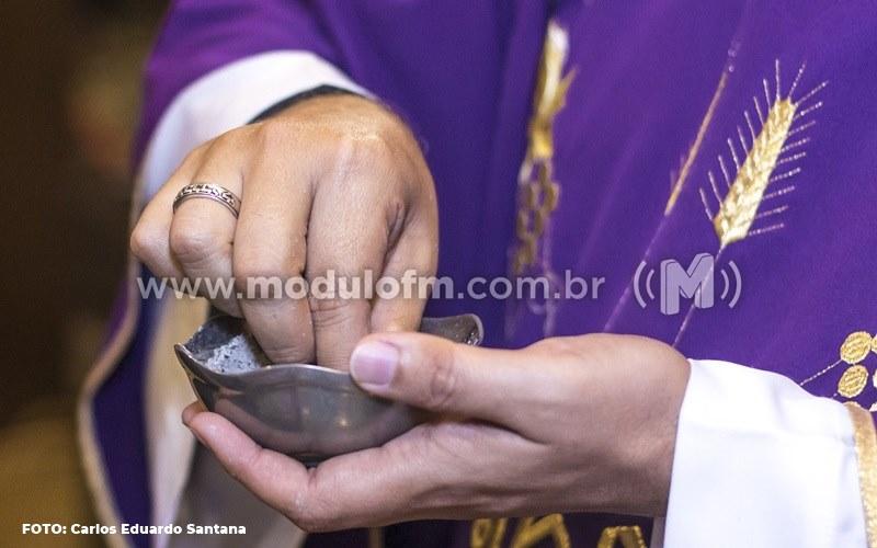 Confira os horários das celebrações de Quarta-feira de Cinzas nas Paróquias de Patrocínio