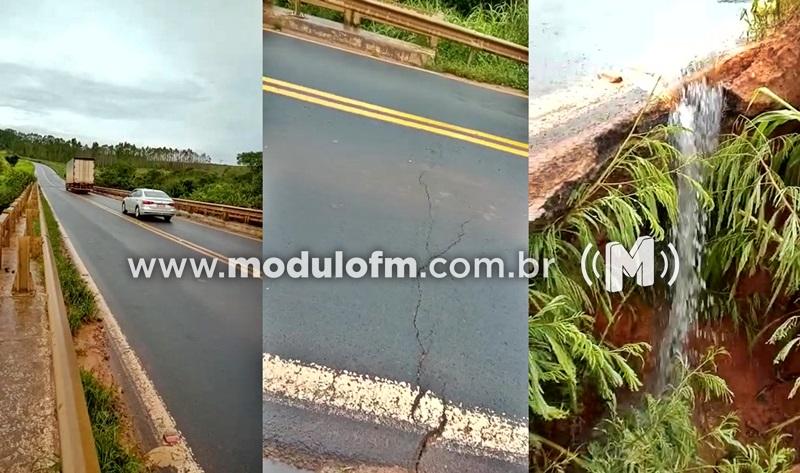 Rachadura interdita parcialmente ponte na BR-365 entre Patrocínio a Patos de Minas