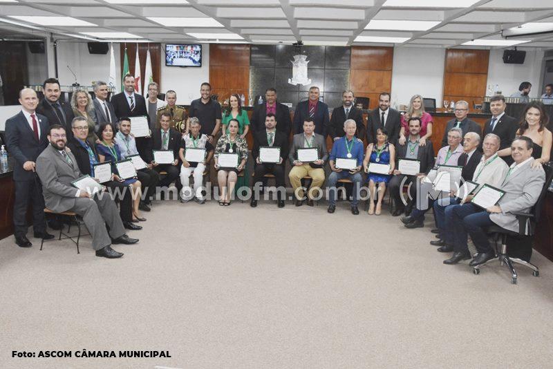 Câmara Municipal entregou ‘Mérito Legislativo’ e ‘Cidadania Benemérita’ na última quarta-feira (30)